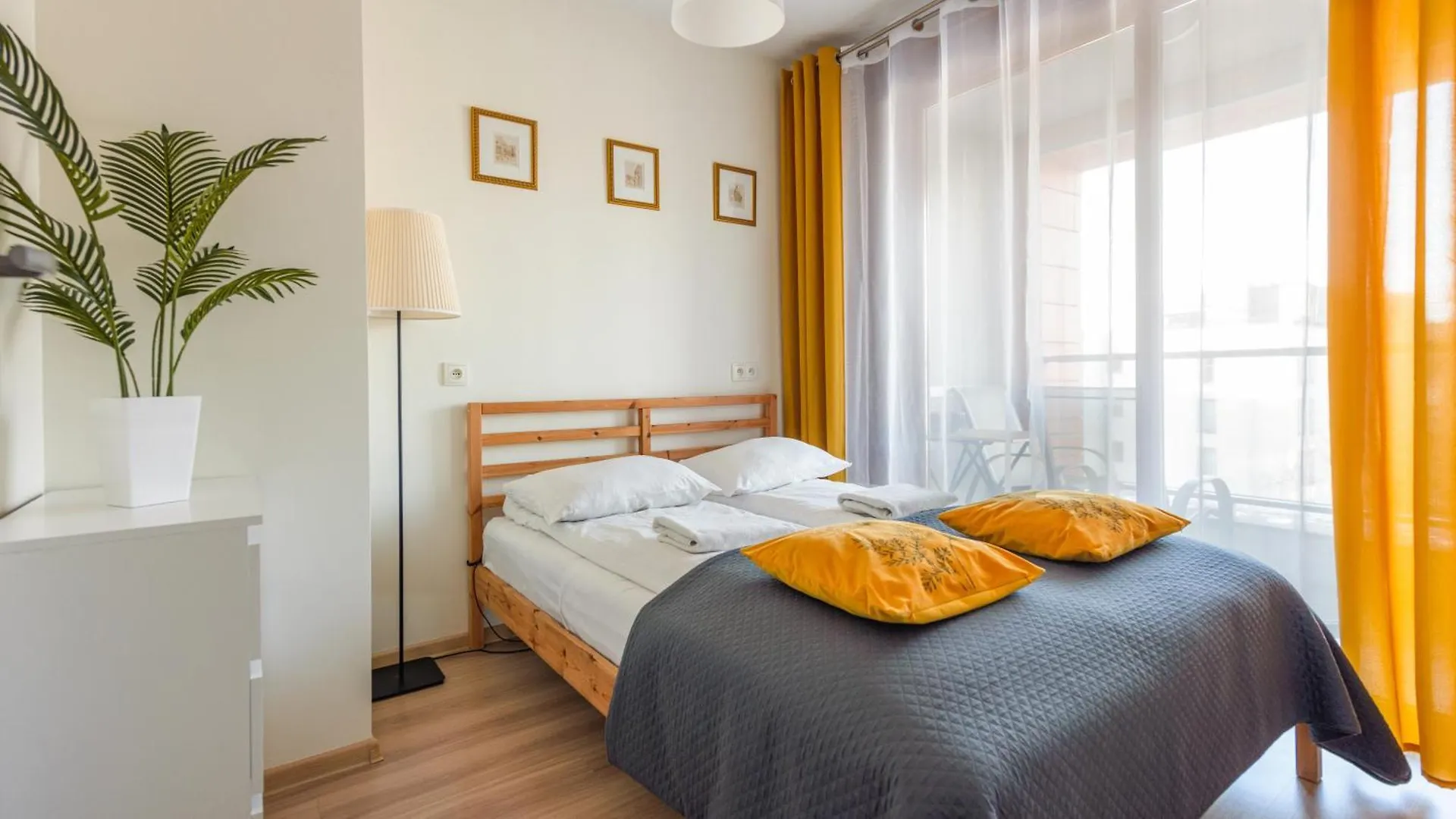 Apartment Apartamenty Sun & Snow Aura Gdansk